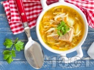 Вкусна бистра супа с картофи, свинско месо и фиде (без застройка)